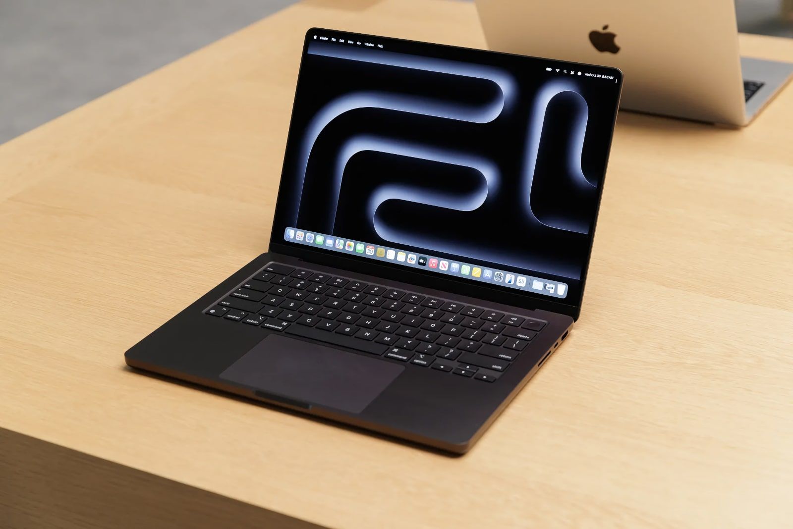 macbook pro m4 couleurs the verge macbook pro m4 couleurs the verge